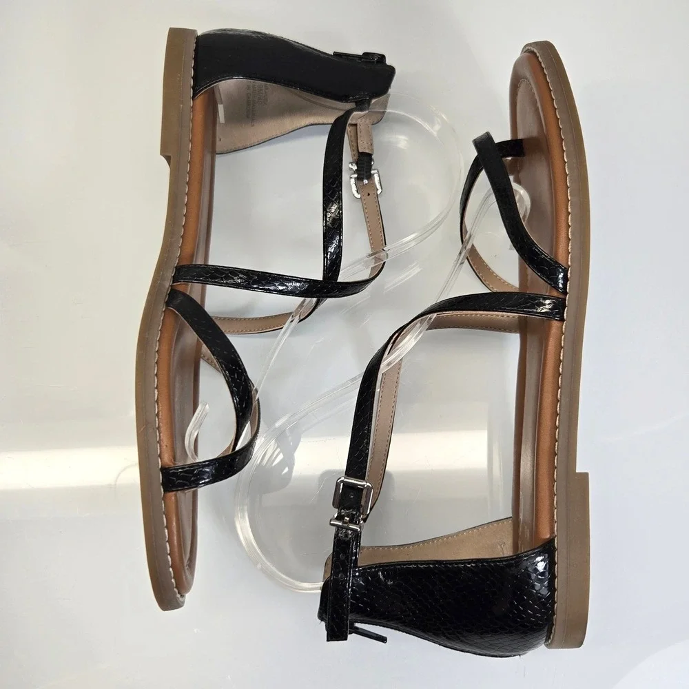 Mix No 6 Strappy Flat Gladiator Sandals 9 Black Vegan Leather Snakeskin Embossed
